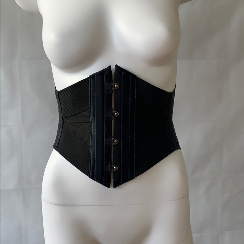 Beehive steel corset 20” (fits up to 24)